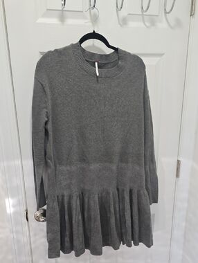 Free People Gray Ruffle-Hem Crewneck Sweater Dress